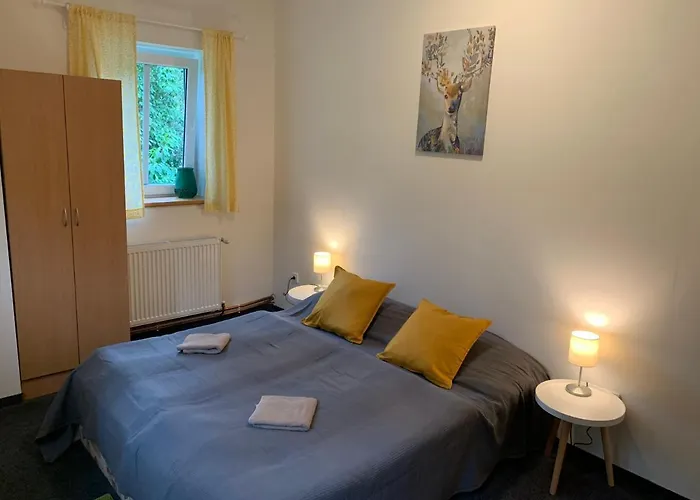 Zelene Udoli יאנסקה לזנה